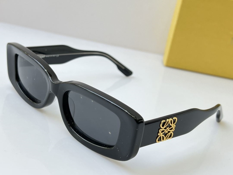 Loewe Sunglasses